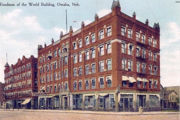 Postcard: Woodmen of the World Building, Omaha, Nebraska.